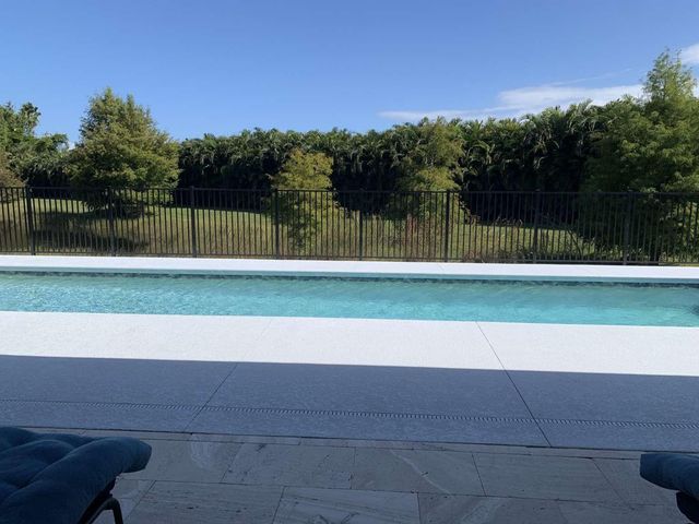 4793 Four Lakes Circle, Vero Beach, FL 32968