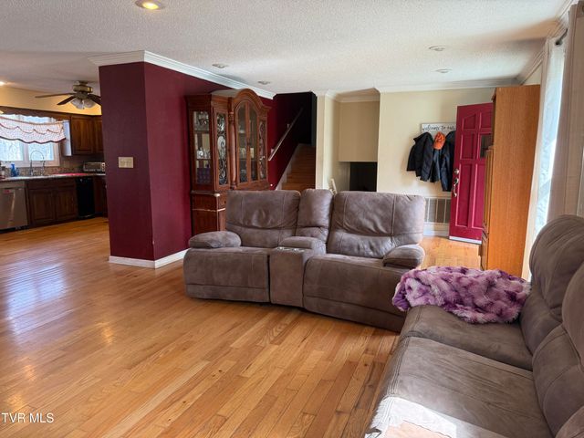 5 Overlook Court, Johnson City, TN 37604