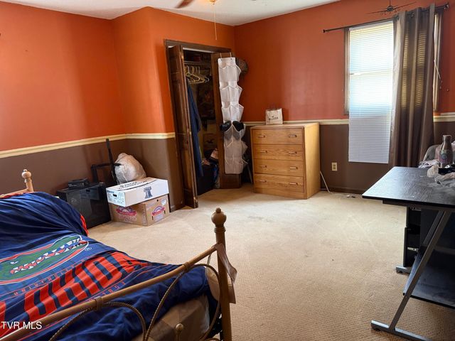 5 Overlook Court, Johnson City, TN 37604