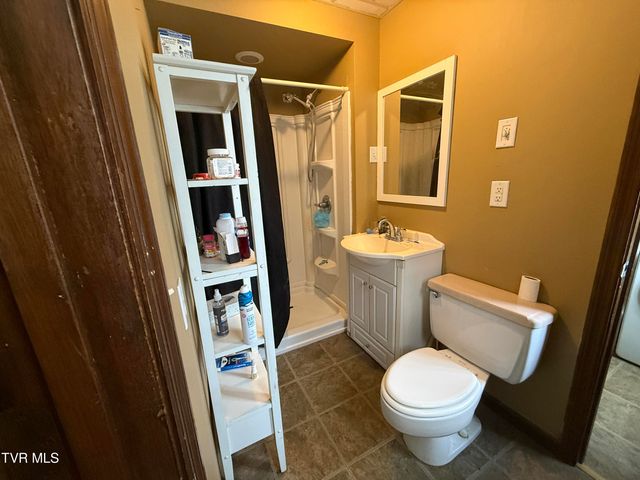 5 Overlook Court, Johnson City, TN 37604