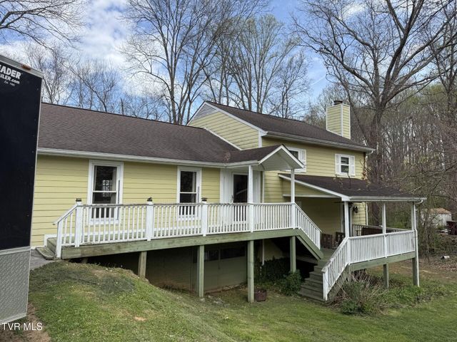 5 Overlook Court, Johnson City, TN 37604