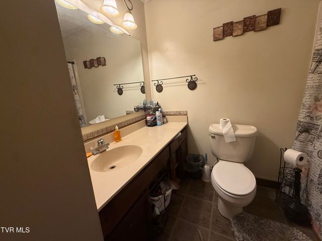 5 Overlook Court, Johnson City, TN 37604