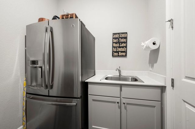 8518 Tombron Grove Road, Magnolia, TX 77354