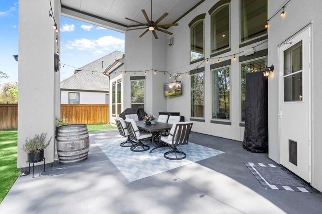 8518 Tombron Grove Road, Magnolia, TX 77354