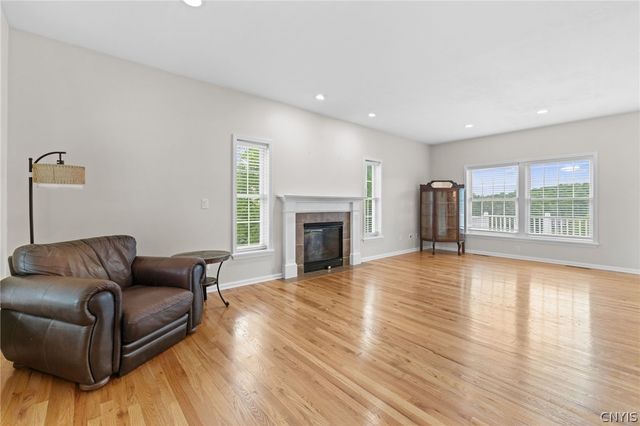 118 Snowflake Circle, Camillus, NY 13031
