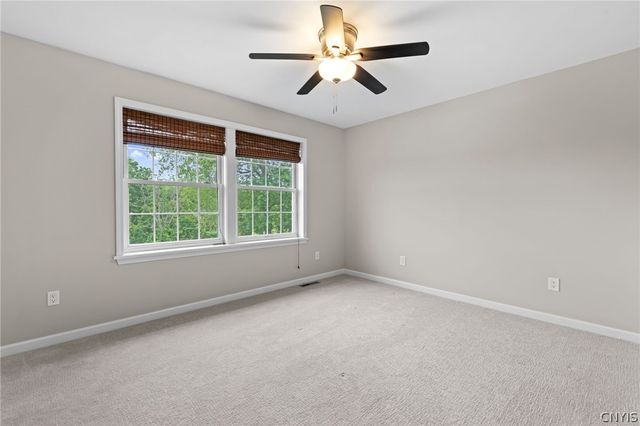 118 Snowflake Circle, Camillus, NY 13031