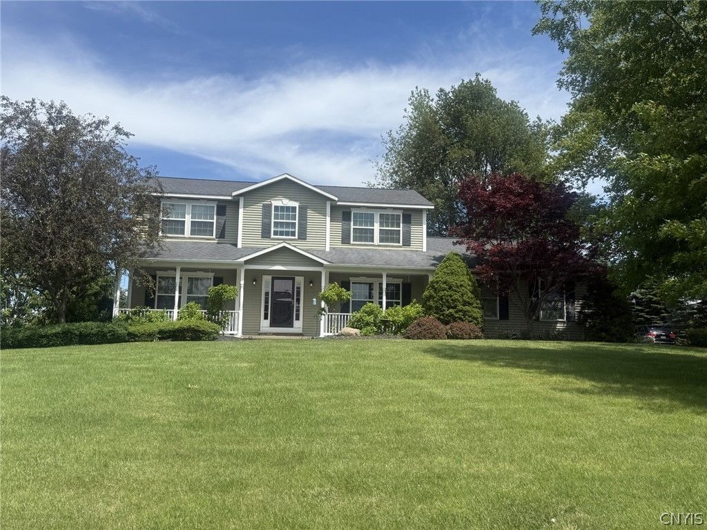 118 Snowflake Circle, Camillus, NY 13031