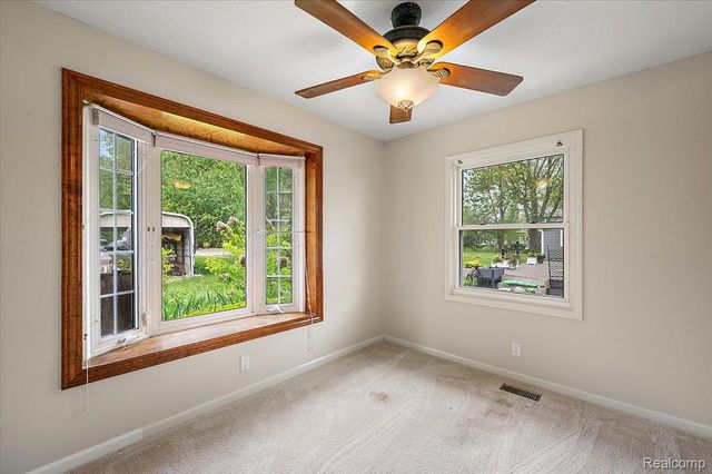 13358 Laplaisance Woods Street, La Salle Township, MI 48145