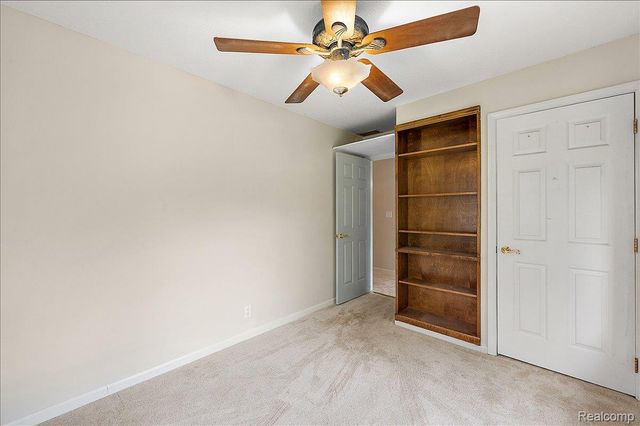 13358 Laplaisance Woods Street, La Salle Township, MI 48145