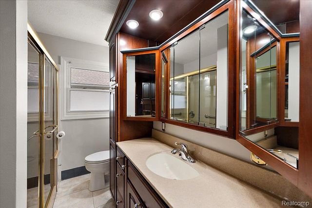 13358 Laplaisance Woods Street, La Salle Township, MI 48145