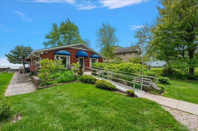 13358 Laplaisance Woods Street, La Salle Township, MI 48145