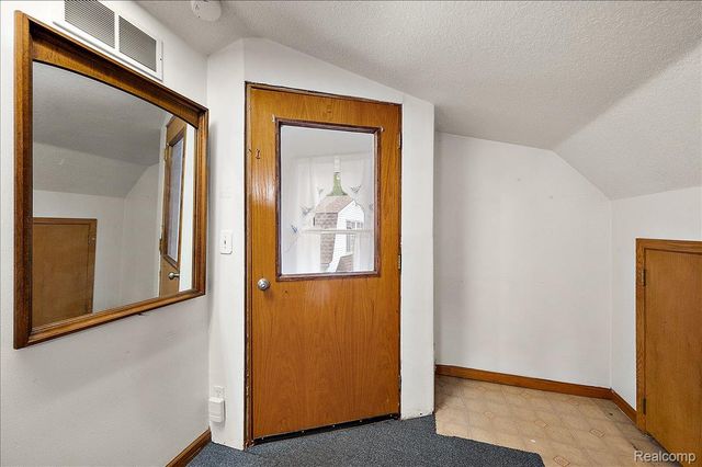 13358 Laplaisance Woods Street, La Salle Township, MI 48145