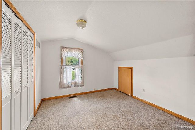 13358 Laplaisance Woods Street, La Salle Township, MI 48145