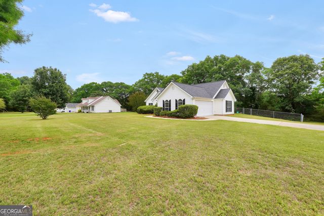 2001 Big Cypress Lane, Locust Grove, GA 30248