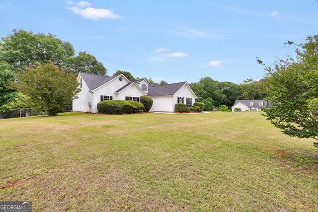 2001 Big Cypress Lane, Locust Grove, GA 30248