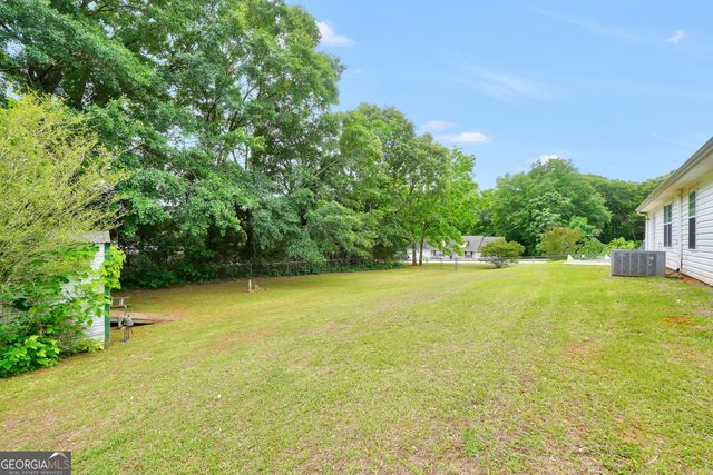 2001 Big Cypress Lane, Locust Grove, GA 30248