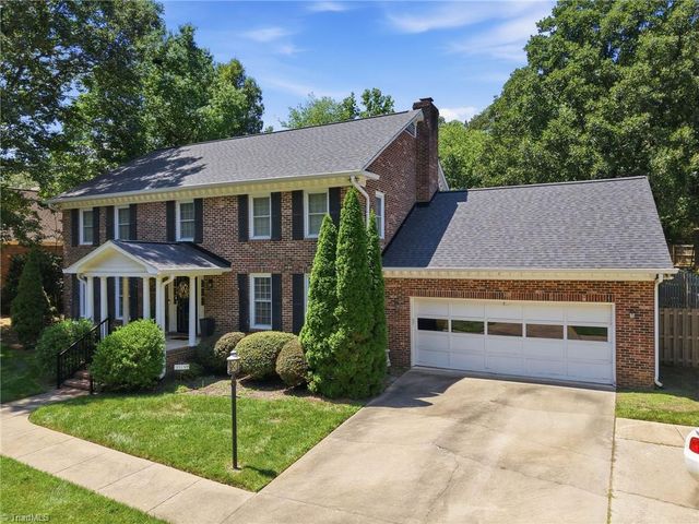 2019 La Dora Drive, High Point, NC 27265