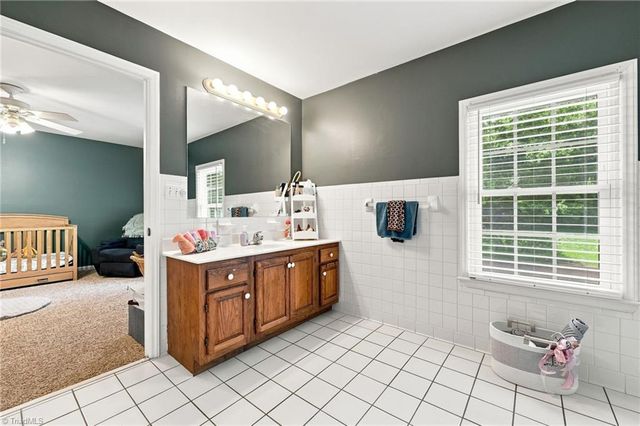 2019 La Dora Drive, High Point, NC 27265