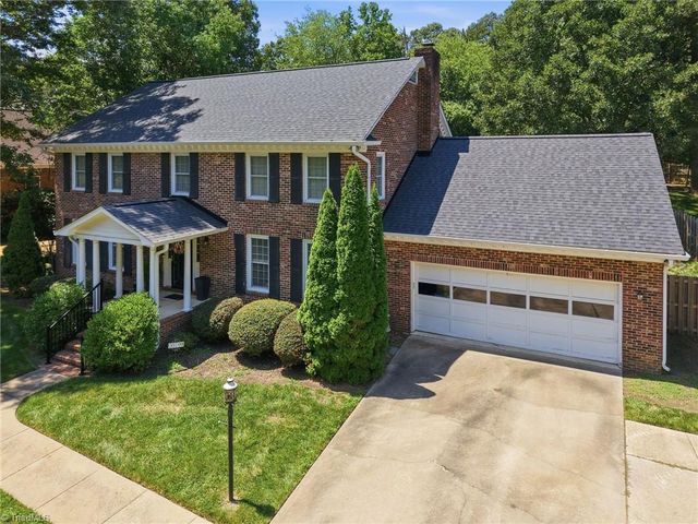 2019 La Dora Drive, High Point, NC 27265