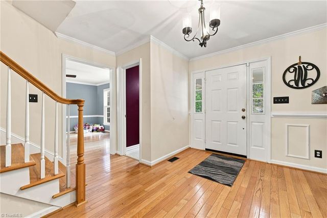 2019 La Dora Drive, High Point, NC 27265