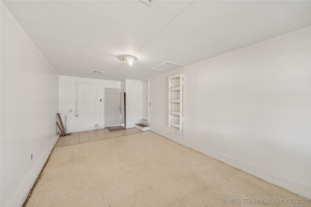 946 S Reavis Road, Claremore, OK 74017