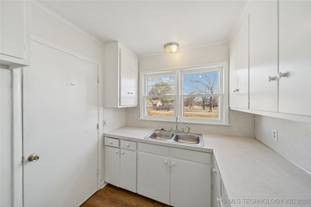 946 S Reavis Road, Claremore, OK 74017