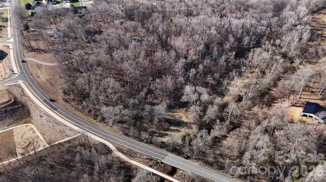 173 Rocky River Road, Mooresville, NC 28115