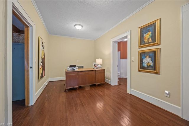 224 W Colonial Drive, Thomasville, NC 27360