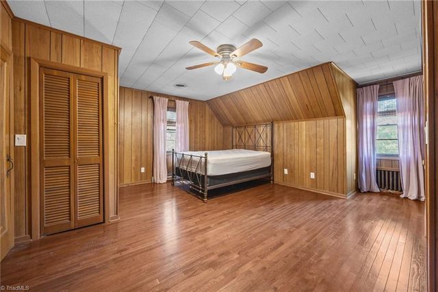 224 W Colonial Drive, Thomasville, NC 27360