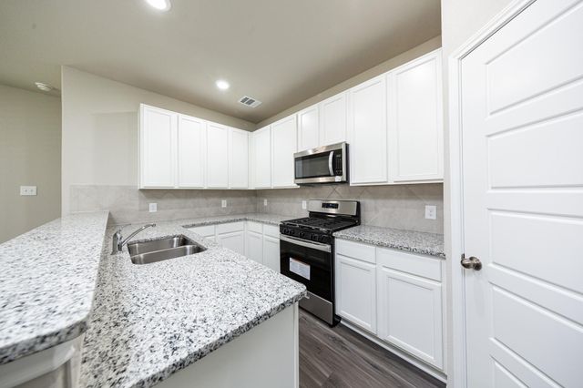 3809 Alexus Drive, Conroe, TX 77301