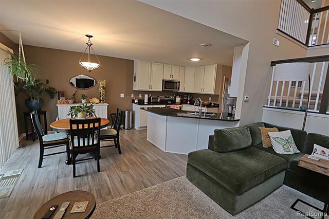 10139 Ridge Run Street 9, Howell, MI 48855