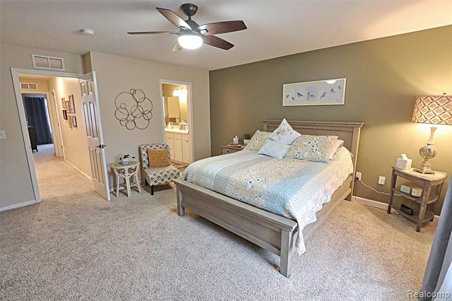 10139 Ridge Run Street 9, Howell, MI 48855