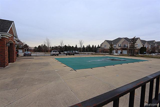 10139 Ridge Run Street 9, Howell, MI 48855