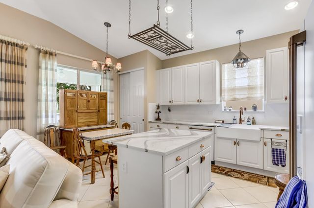 2281 Egret Cove Drive, West Palm Beach, FL 33411