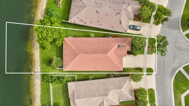 2281 Egret Cove Drive, West Palm Beach, FL 33411