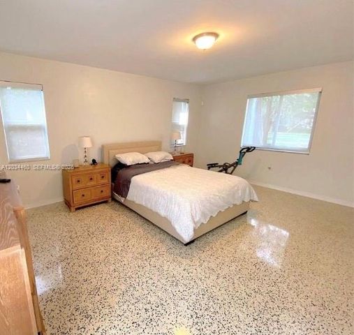 400 Miller Rd, Coral Gables, FL 33146