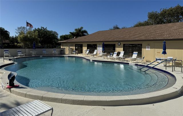 4158 66TH STREET CIRCLE W 4158, Bradenton, FL 34209