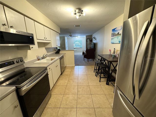 4158 66TH STREET CIRCLE W 4158, Bradenton, FL 34209