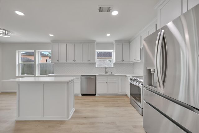1503 Bamwick Drive, Houston, TX 77090