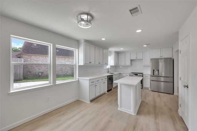 1503 Bamwick Drive, Houston, TX 77090
