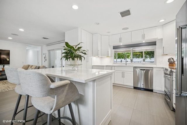 746 SW 2nd Street, Boca Raton, FL 33486