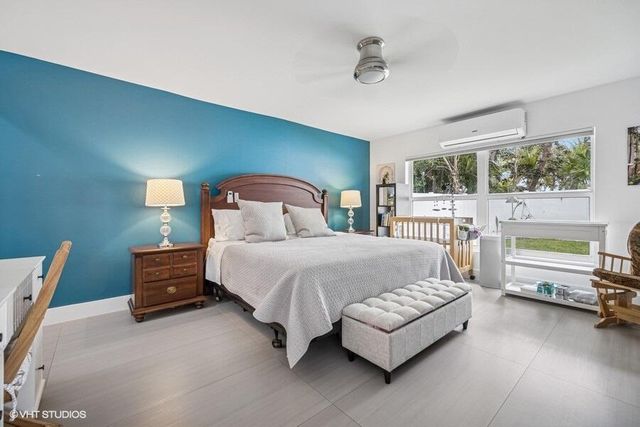 746 SW 2nd Street, Boca Raton, FL 33486