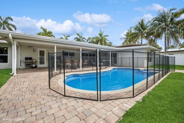 746 SW 2nd Street, Boca Raton, FL 33486