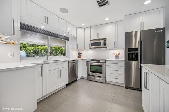 746 SW 2nd Street, Boca Raton, FL 33486