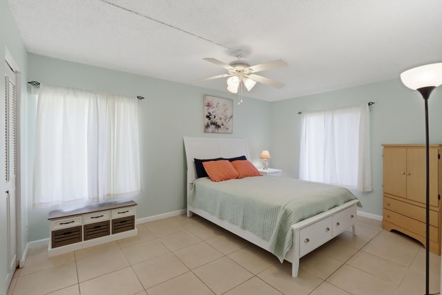 627 Sea Pine Way D1, Greenacres, FL 33415