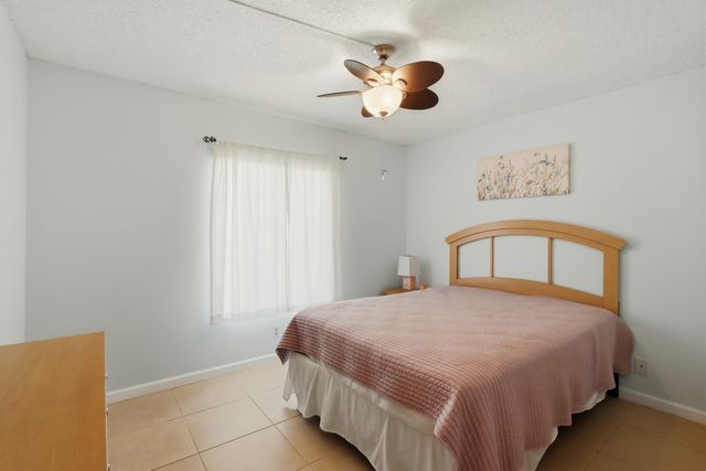 627 Sea Pine Way D1, Greenacres, FL 33415