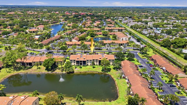627 Sea Pine Way D1, Greenacres, FL 33415