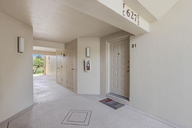 627 Sea Pine Way D1, Greenacres, FL 33415
