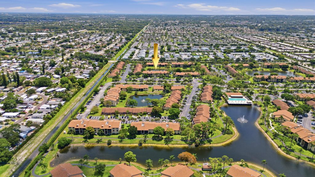627 Sea Pine Way D1, Greenacres, FL 33415