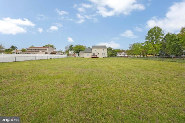 329 GREEN ST, Beverly, NJ 08010